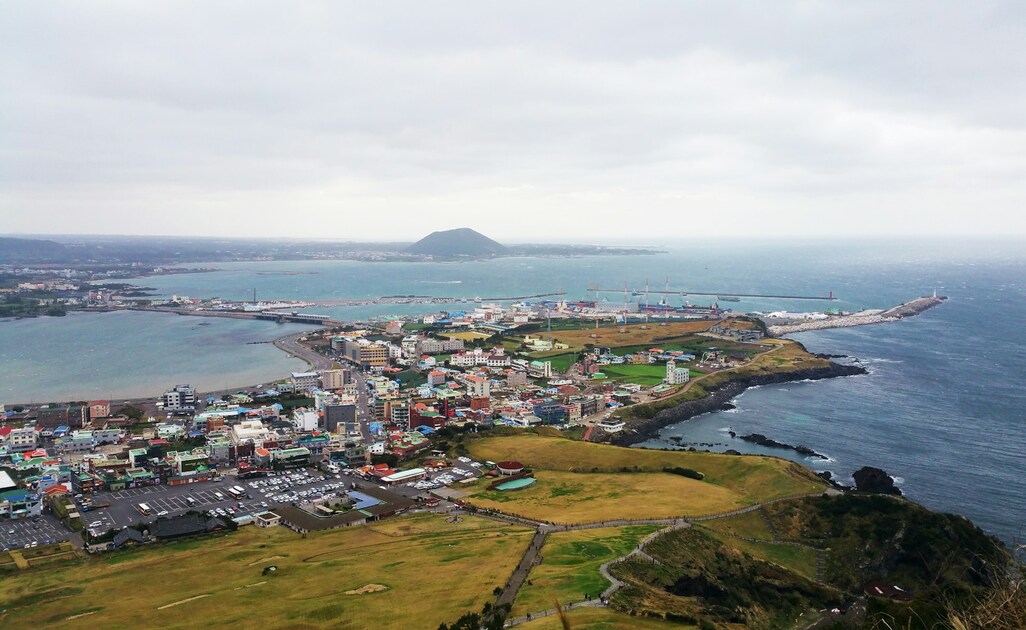 韓国のベストシーズンに訪れたい観光地：チェジュ島