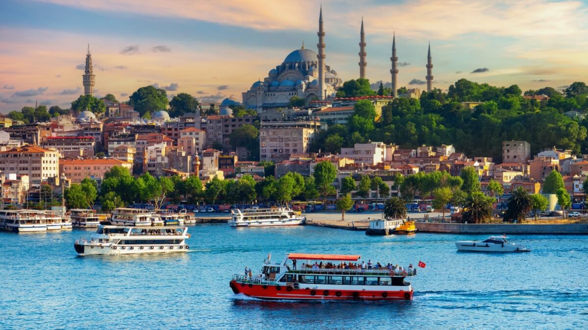 ships-on-a-river-in-turkey